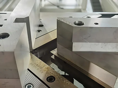 Three Head Seamless Welding Machine for PVC Doors and Windows